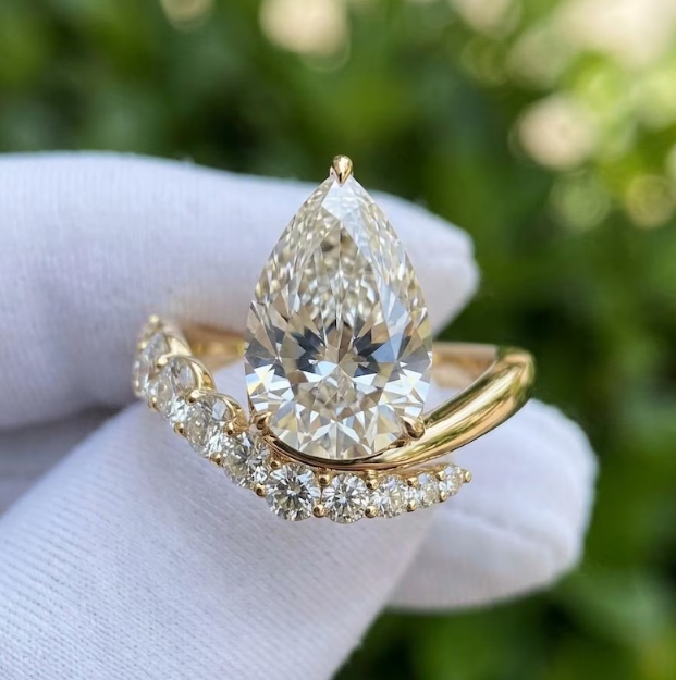 3.00CT Pear Cut E VVS2/VS1 IGI Certified LabGrown Diamond Engagement Ring Set, Bezel Set Pear Shaped Solitaire with Curved Oval Wedding Band