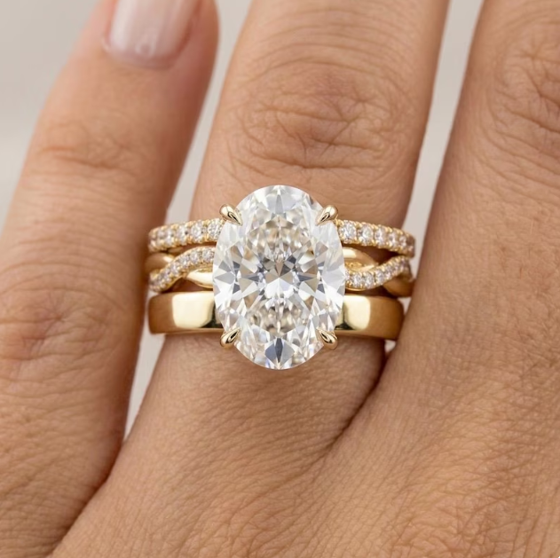3CT OvalCut IGI Certified E VVS2/VS1 Labgrown Diamond Engagement Ring Set, Triple Pavé Band Ring, Luxury Stacked Wedding Gift