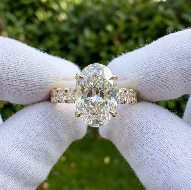 4CT IGI Certified Oval Cut E VVS2/VS1 and 6CTW Lab Growns Diamond Engagement Ring Set in | Hidden Halo Pavé Statement Ring | 2CT Round dia.