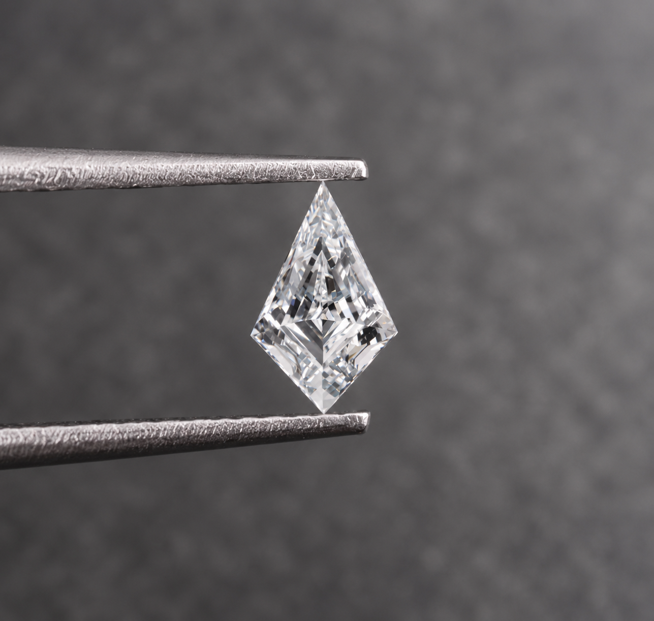 IGI Certified Kite Cut Lab Grown Diamond | E/F Color, VVS/VS Clarity | Loose Fancy Shape Pendant Studs