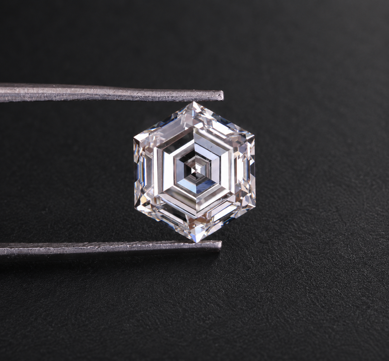 Hexagon Cut Lab Grown | IGI Certified | 0.50-6 CT