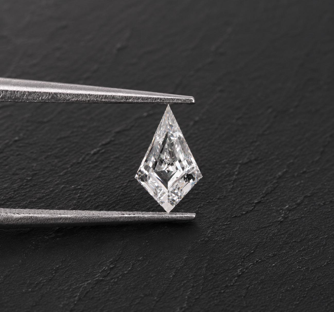 IGI Certified Kite Cut Lab Grown Diamond | E/F Color, VVS/VS Clarity | Loose Fancy Shape Pendant Studs