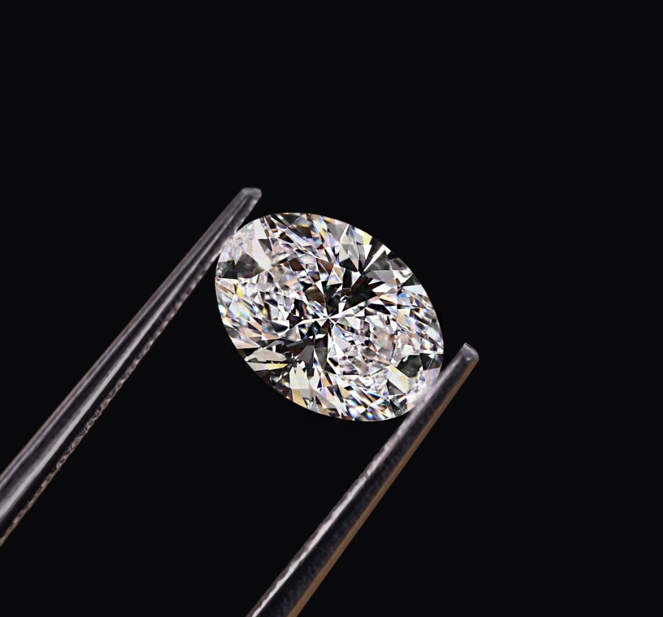 Brilliant oval Cut Lab Grown | IGI Certified | 0.50-6 CT