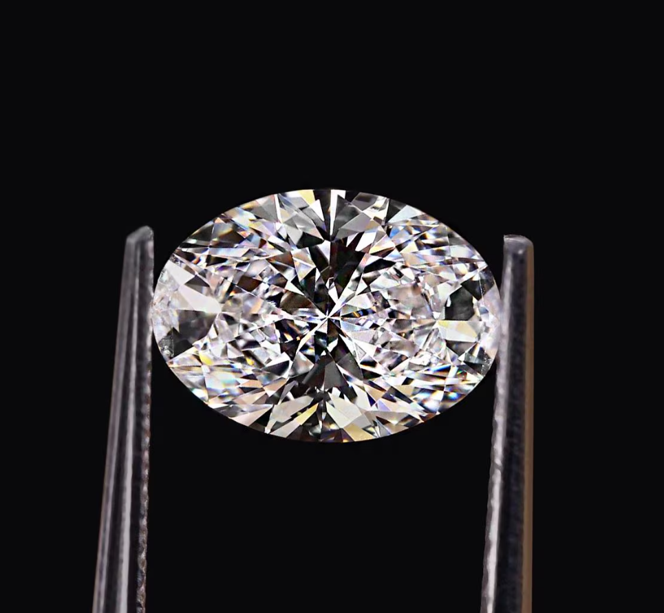 Brilliant oval Cut Lab Grown | IGI Certified | 0.50-6 CT