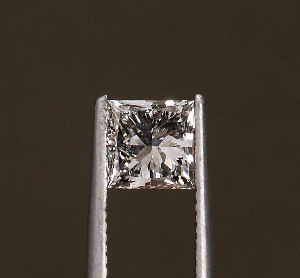 Princess Cut Lab Grown | IGI Certified | 0.50-6 CT