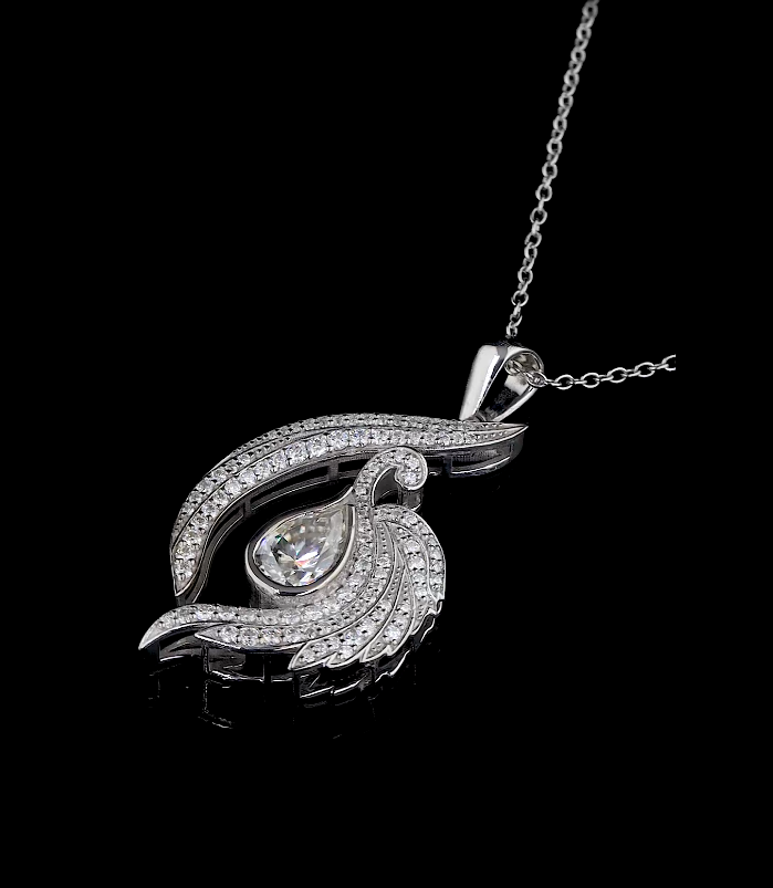 Pear Cut Diamond Swan Pendant Necklace | 18K Yellow Gold Elegant Jewelry