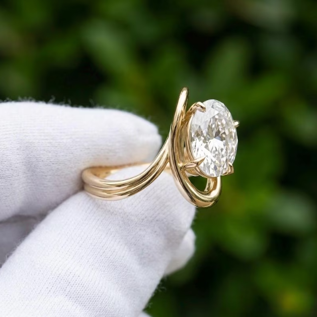  3CT Oval Cut E VVS2 / VS1 IGI Certified Lab Grown Diamond Bridal Set | Curved Matching Wedding Band Set | Gold Unique Engagement Ring