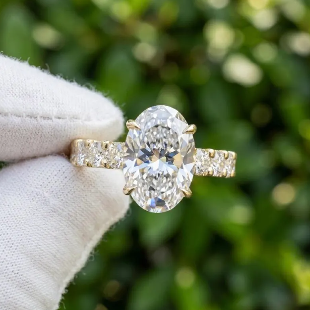 4CT IGI Certified Oval Cut E VVS2/VS1 and 6CTW Lab Growns Diamond Engagement Ring Set in | Hidden Halo Pavé Statement Ring | 2CT Round dia.