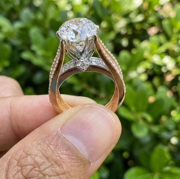 3CT Round E VVS2/VS1 Lab Grown Diamond Engagement Ring, 14K Two Tone Gold Triple Row Split Shank Ring, IGI Certified Diamond Ring