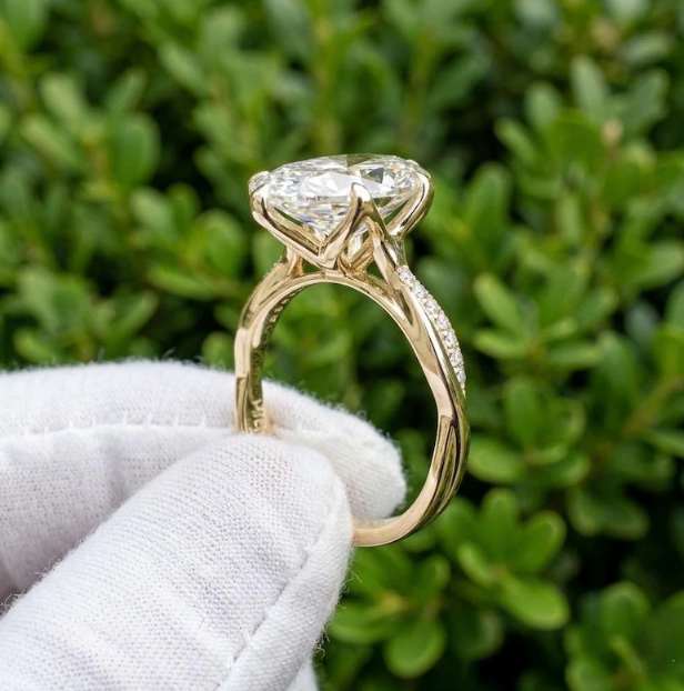 3 CT Oval Cut E VVS2/VS1 Lab-Grown Diamond Ring IGI Certified | Solid 10K/14K/18K Gold Engagement Ring | Pave Band Solitaire Ring