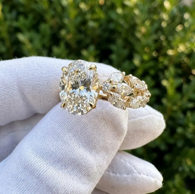 3 CT Oval Cut E VVS2/VS1 Lab Grown Diamond Engagement Ring | IGI Certified Diamond | Floral Halo Diamond Ring | Solid Gold Bridal Ring