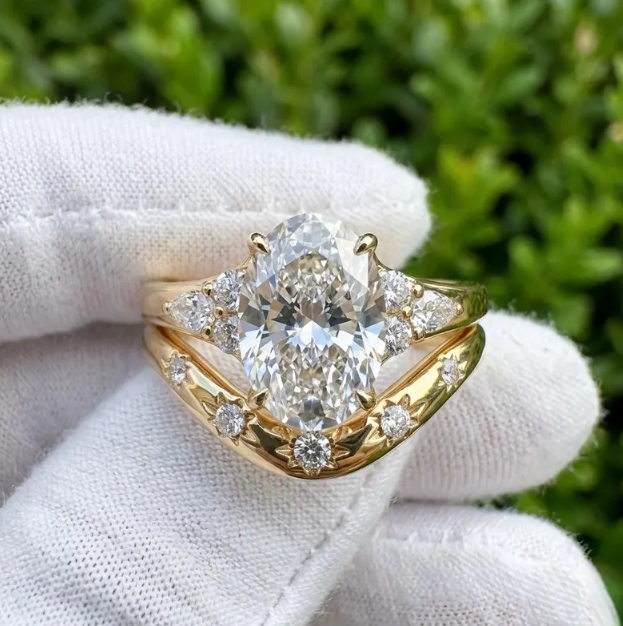 3 CT Oval Cut E VVS2/VS1 Lab Grown Diamond Bridal Set IGI Certified | Pear Side Stone Engagement Ring Set | Unique Two Ring Set