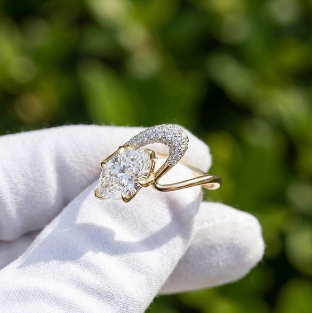 2CT/3CT Marquise Cut E VVS2/VS1 LabGrown Diamond Bridal Ring Set | IGI Certified LabGrown Diamond Engagement Ring & Matching Wedding Band
