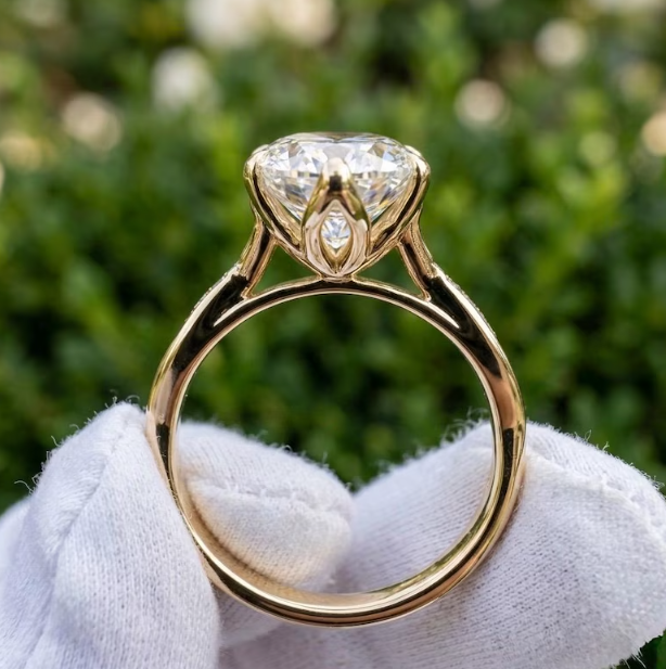 3 CT Oval Cut E VVS2/VS1 Lab-Grown Diamond Ring IGI Certified | Solid 10K/14K/18K Gold Engagement Ring | Pave Band Solitaire Ring