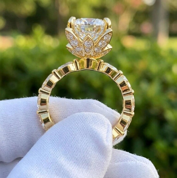 3CT 4CT 5CT Round E VVS2/VS1 Lab Grown Diamond Engagement Ring | IGI Certified Solitaire Ring | Marquise Side Diamond Band | Promise Ring