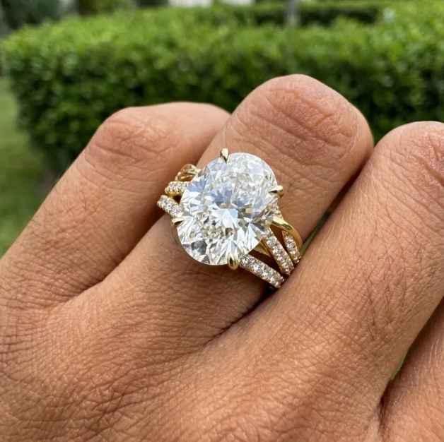 3 Ring Bridal Set with 3 CT Oval E VVS2/VS1 IGI Certified Lab Grown Diamond | Gold Twisted Engagement Ring with Matching Wedding Bands
