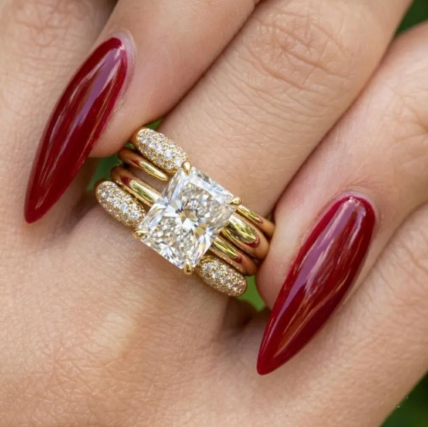 3 CT Radiant Cut E VVS2/VS1 IGI Certified Lab Grown Diamond Ring Set | 4 Piece Matching Wedding Band Set | Gold Bridal Stackable Ring Set