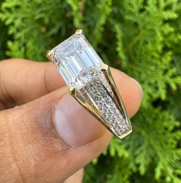 Emerald Cut E VVS2/VS1 Lab Grown Diamond Engagement Ring, 2ct - 4ct IGI Certified Lab Diamond, Floating Solitaire Pave Band