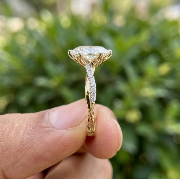3 Ring Bridal Set with 3 CT Oval E VVS2/VS1 IGI Certified Lab Grown Diamond | Gold Twisted Engagement Ring with Matching Wedding Bands