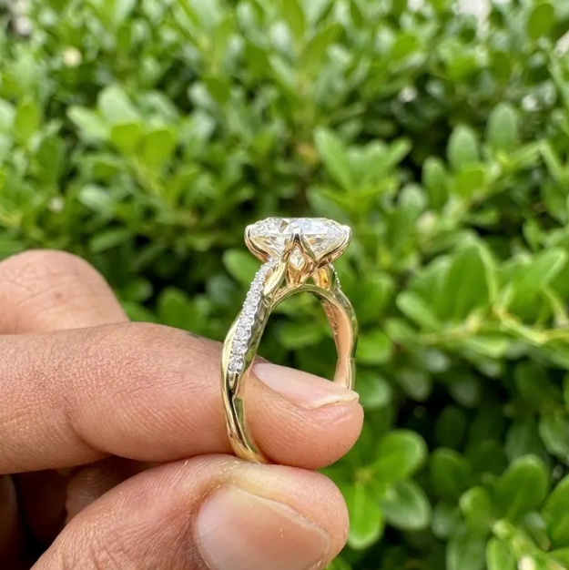 3 Ring Bridal Set with 3 CT Oval E VVS2/VS1 IGI Certified Lab Grown Diamond | Gold Twisted Engagement Ring with Matching Wedding Bands