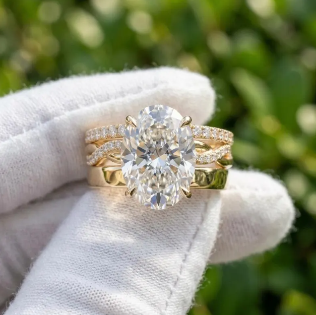 3CT OvalCut IGI Certified E VVS2/VS1 Labgrown Diamond Engagement Ring Set, Triple Pavé Band Ring, Luxury Stacked Wedding Gift