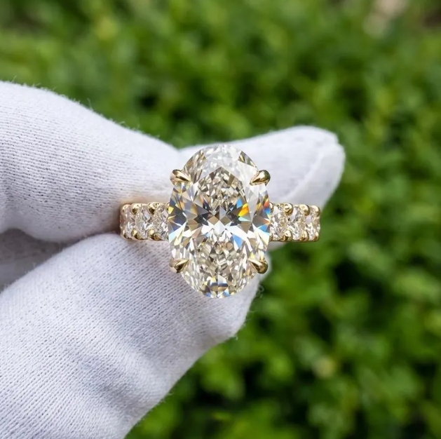 4CT IGI Certified Oval Cut E VVS2/VS1 and 6CTW Lab Growns Diamond Engagement Ring Set in | Hidden Halo Pavé Statement Ring | 2CT Round dia.
