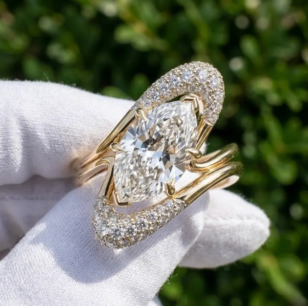 2CT/3CT Marquise Cut E VVS2/VS1 LabGrown Diamond Bridal Ring Set | IGI Certified LabGrown Diamond Engagement Ring & Matching Wedding Band