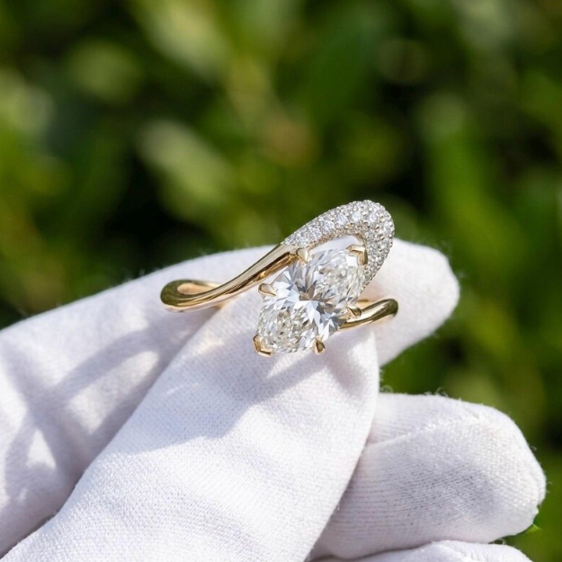 2CT/3CT Marquise Cut E VVS2/VS1 LabGrown Diamond Bridal Ring Set | IGI Certified LabGrown Diamond Engagement Ring & Matching Wedding Band