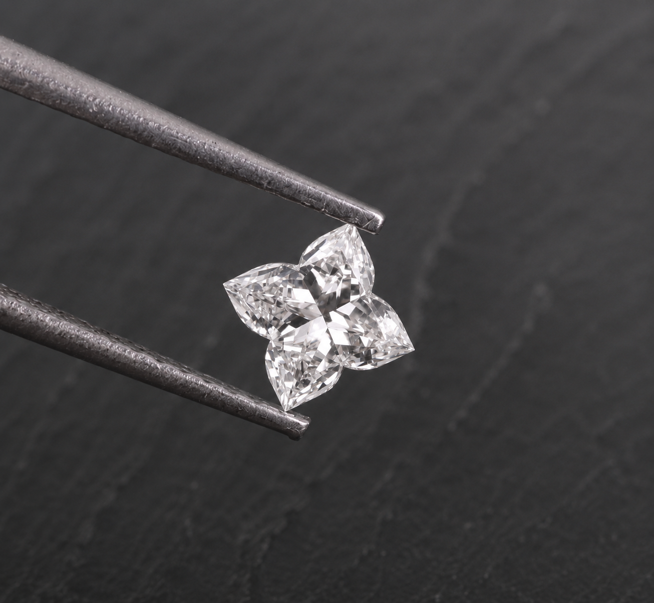 Lily  Flower Cut Lab Grown | IGI Certified |1.00 To 6.00 CT