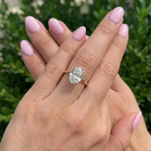 2 Carat E VVS2 IGI Certified Oval Cut Lab Grown Diamond Ring, Solitaire Engagement Ring, Gold Oval Diamond Ring, Minimalist Proposal Ring