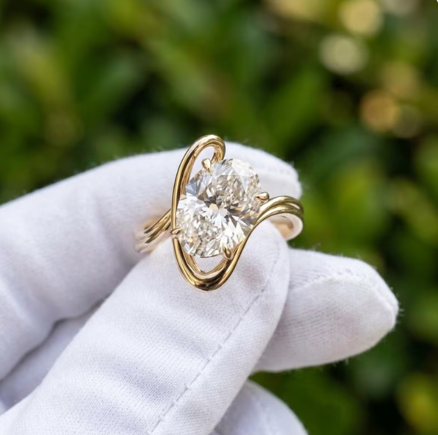  3CT Oval Cut E VVS2 / VS1 IGI Certified Lab Grown Diamond Bridal Set | Curved Matching Wedding Band Set | Gold Unique Engagement Ring