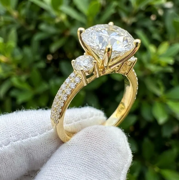3 CT IGI Certified E VVS2/VS1 Round Cut Lab Grown Diamond Engagement Ring, 3.70 CTW Labgrown Diamond Three Stone Ring