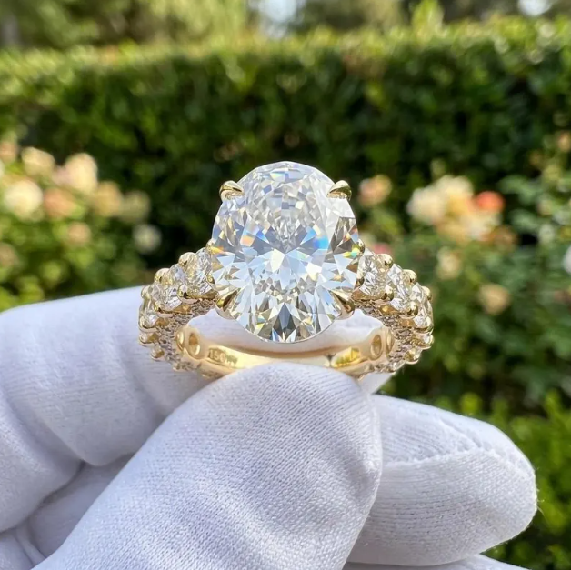 4CT IGI Certified Oval Cut E VVS2/VS1 and 6CTW Lab Growns Diamond Engagement Ring Set in | Hidden Halo Pavé Statement Ring | 2CT Round dia.
