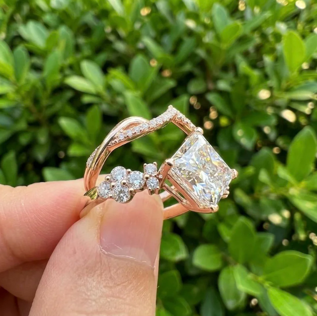 3 CT Princess Cut E VVS2/VS1 Lab Grown Diamond Ring IGI Certified, Twisted Split Shank Engagement Ring, Unique Bridal Ring