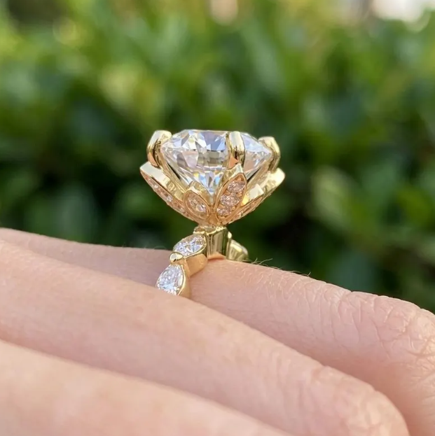 3CT 4CT 5CT Round E VVS2/VS1 Lab Grown Diamond Engagement Ring | IGI Certified Solitaire Ring | Marquise Side Diamond Band | Promise Ring