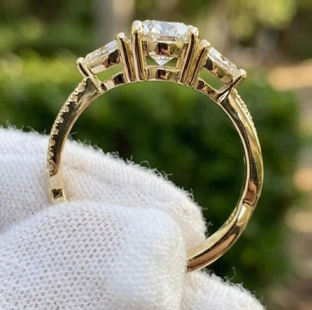 3 CT IGI Certified E VVS2 Oval Lab Grown Diamond Engagement Ring, Three Stone Pear Side Diamond Ring, IGI Certified Diamond Ring for Women