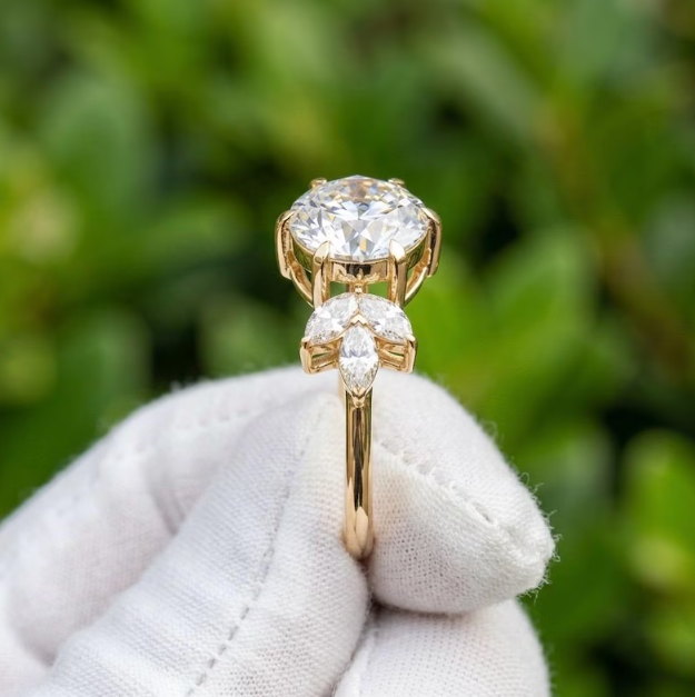 E VVS2/VS1 IGI Certified 2CT to 5CT Round Cut Lab Grown Diamond Engagement Ring | 6 Marquise Side Stones | Floral Leaf Inspired Bridal Ring