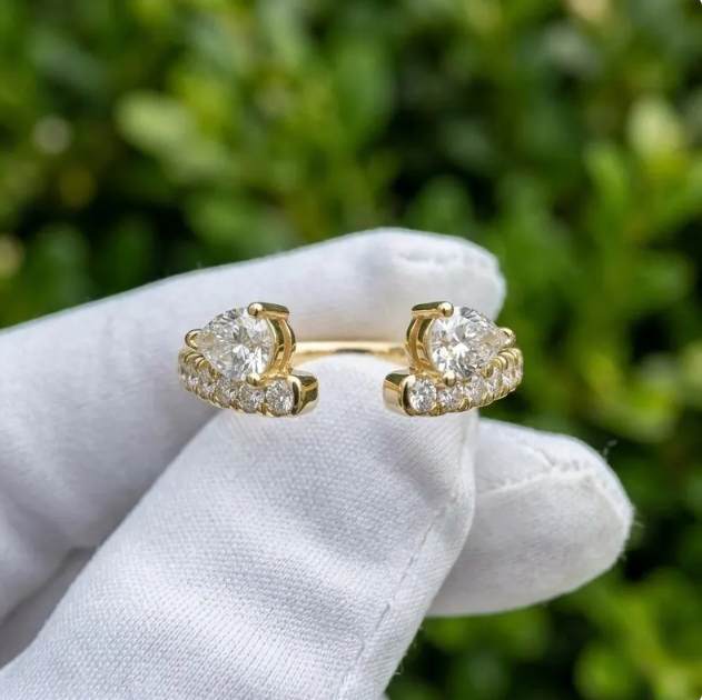 E VVS2/VS1 IGI Certified Oval Cut 2CT/3CT/4CT Lab Grown Diamond Bridal Set | 2 Ring Matching Set | Pear & Round Diamond Wedding Band