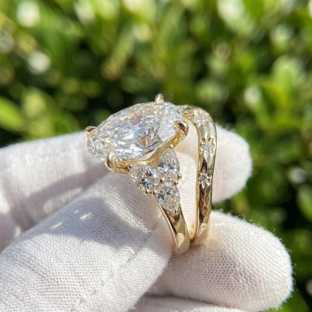 3 CT Oval Cut E VVS2/VS1 Lab Grown Diamond Bridal Set IGI Certified | Pear Side Stone Engagement Ring Set | Unique Two Ring Set