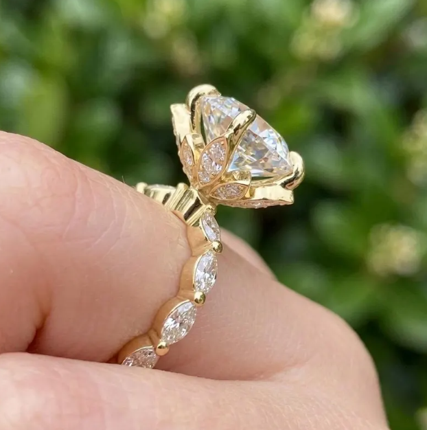 3CT 4CT 5CT Round E VVS2/VS1 Lab Grown Diamond Engagement Ring | IGI Certified Solitaire Ring | Marquise Side Diamond Band | Promise Ring