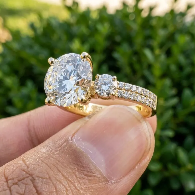 3 CT IGI Certified E VVS2/VS1 Round Cut Lab Grown Diamond Engagement Ring, 3.70 CTW Labgrown Diamond Three Stone Ring
