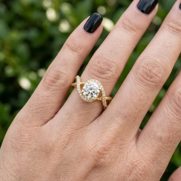 1–5 CT IGI Certified E-VVS2 Round LabGrown Diamond Ring | 14k Gold Round Cut Halo Twisted Band Engagement Ring | Unique Infinity Style Ring