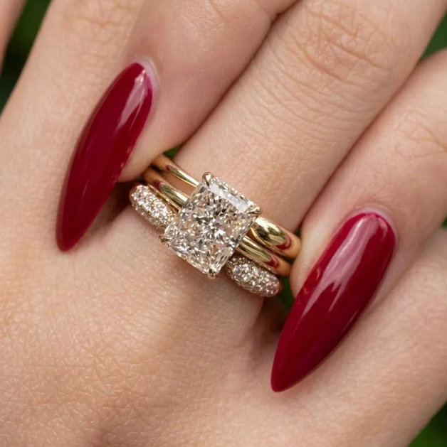 3 CT Radiant Cut E VVS2/VS1 IGI Certified Lab Grown Diamond Ring Set | 4 Piece Matching Wedding Band Set | Gold Bridal Stackable Ring Set