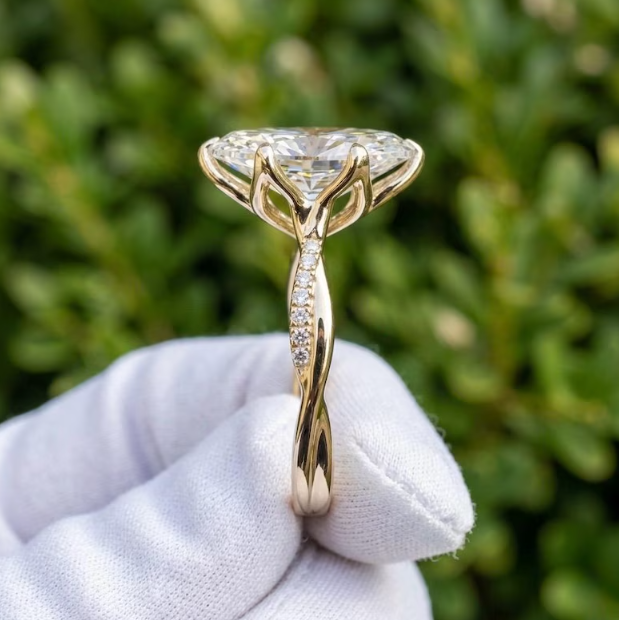 3 CT Oval Cut E VVS2/VS1 Lab-Grown Diamond Ring IGI Certified | Solid 10K/14K/18K Gold Engagement Ring | Pave Band Solitaire Ring
