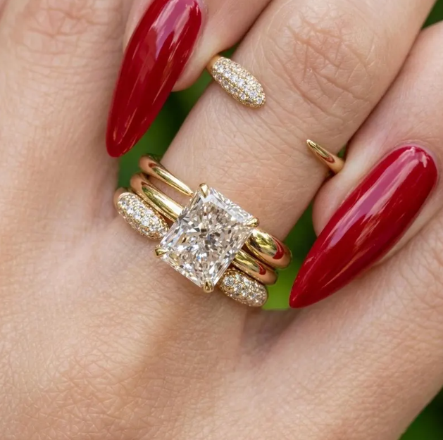 3 CT Radiant Cut E VVS2/VS1 IGI Certified Lab Grown Diamond Ring Set | 4 Piece Matching Wedding Band Set | Gold Bridal Stackable Ring Set