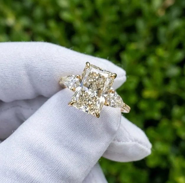 3 CT Radiant Cut E VVS2/VS1 Lab Grown Diamond Engagement Ring, IGI Certified Radiant Diamond Ring, Pear Side Stone Ring, Three Stone Ring