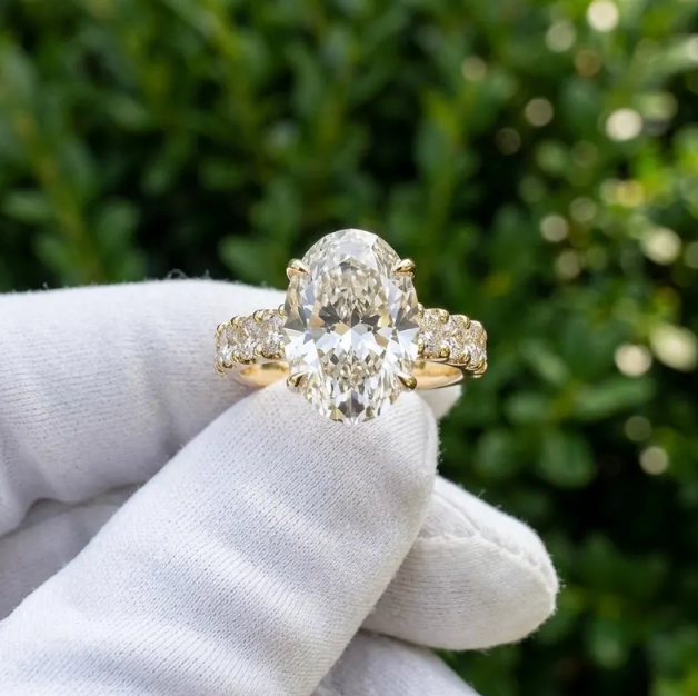 4CT IGI Certified Oval Cut E VVS2/VS1 and 6CTW Lab Growns Diamond Engagement Ring Set in | Hidden Halo Pavé Statement Ring | 2CT Round dia.