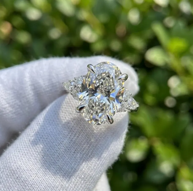 3 CT Oval Cut E VVS2/VS1 Lab Grown Diamond Bridal Set IGI Certified | Pear Side Stone Engagement Ring Set | Unique Two Ring Set