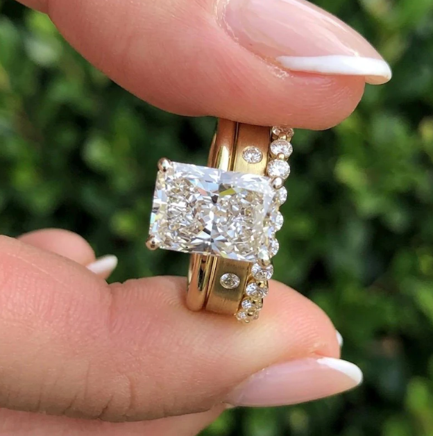 3 CT Radiant Cut E VVS2/VS1 Lab Grown Diamond Ring Set IGI Certified | 3 Piece Bridal Set | Hidden Halo Engagement Ring | Bezel Set