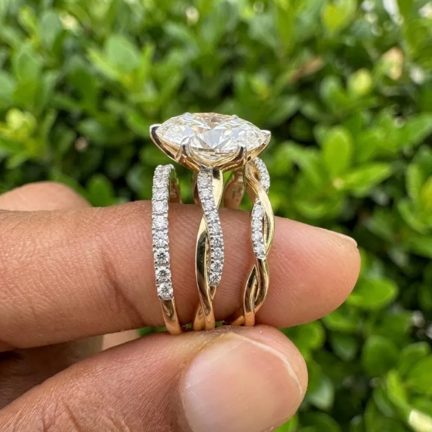 3 Ring Bridal Set with 3 CT Oval E VVS2/VS1 IGI Certified Lab Grown Diamond | Gold Twisted Engagement Ring with Matching Wedding Bands